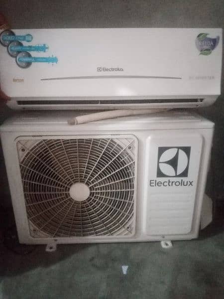 electroLuX  1  tan DC  inverter 0