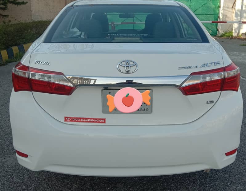 Toyota Corolla Altis 1.8  late 2016 4