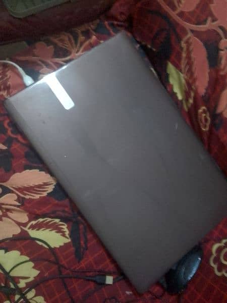 GATEWAY LAPTOP OK CONDITION JUST DETAILS ON CALL 4