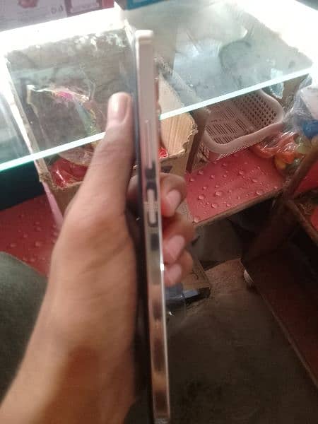 Infinix note 30 16/256 10/10 condition 2