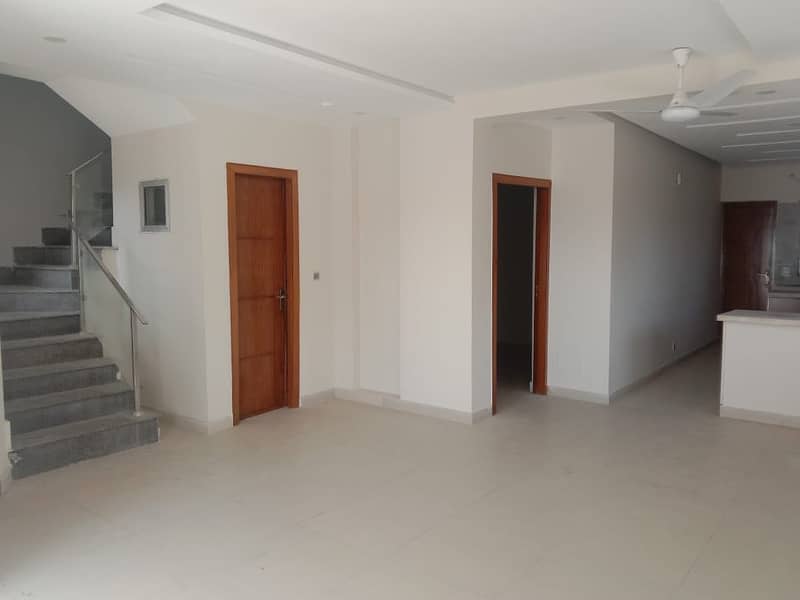 House Of 1125 Square Feet In Mumtaz City For Rent 8