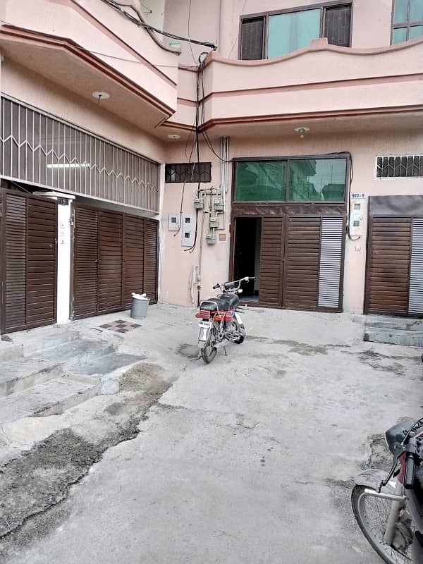 8 Marla Triple Story House For Sale On Peshawar Road 5