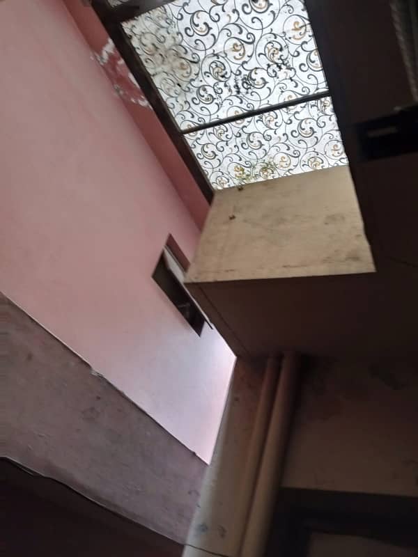 8 Marla Triple Story House For Sale On Peshawar Road 9