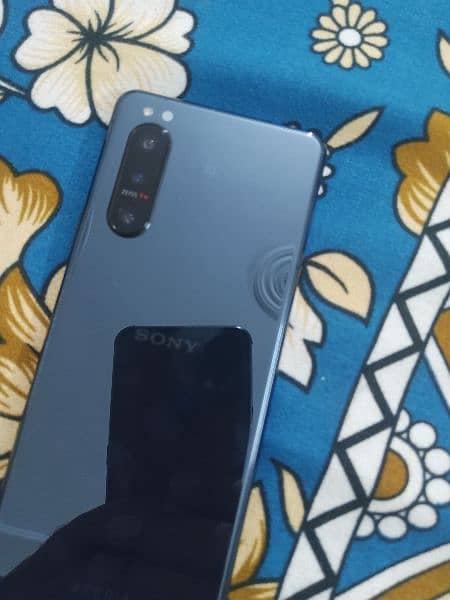 Sony Xperia 5 Mark 2 8/128 4