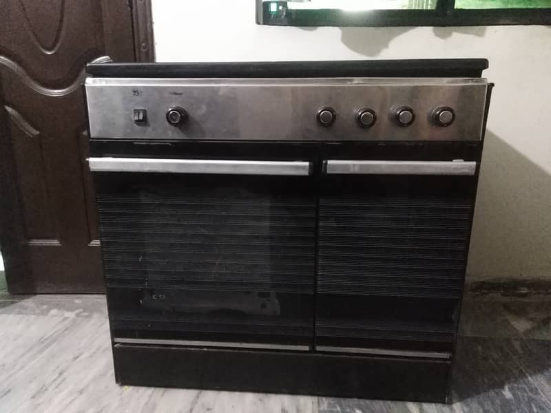 Cooking Range with Oven For Sale 0