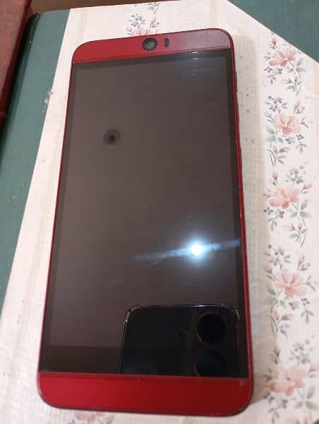 htc butterfly 3 red colour neet condition bord kharab hai rem issu 1