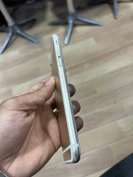 IPHONE 6s pta approved 3