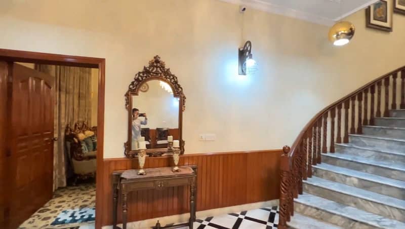 Fully Furnished 7 Beds 2 Kanal Prime Location House For Sale In Gulberg 3 Lahore 4