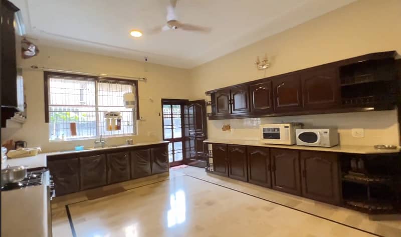 Fully Furnished 7 Beds 2 Kanal Prime Location House For Sale In Gulberg 3 Lahore 15