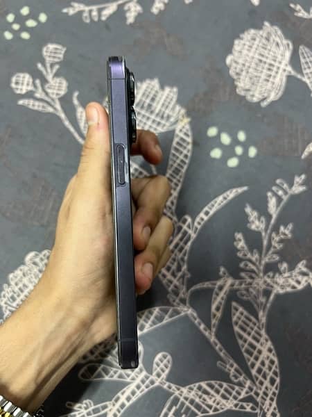 iPhone 14 Pro Non PTa With BOX Plus apple offical warranty 4