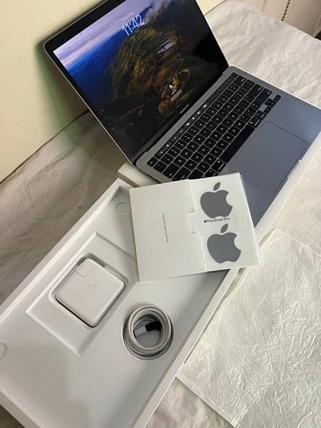 MacBook Pro M1 2020 13" | 8/256GB 1