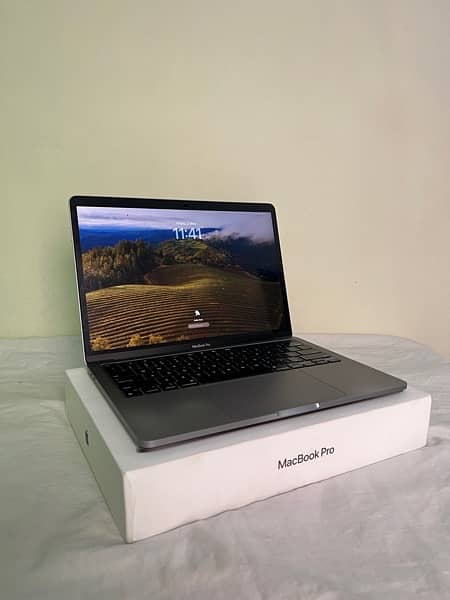 MacBook Pro M1 2020 13" | 8/256GB 0