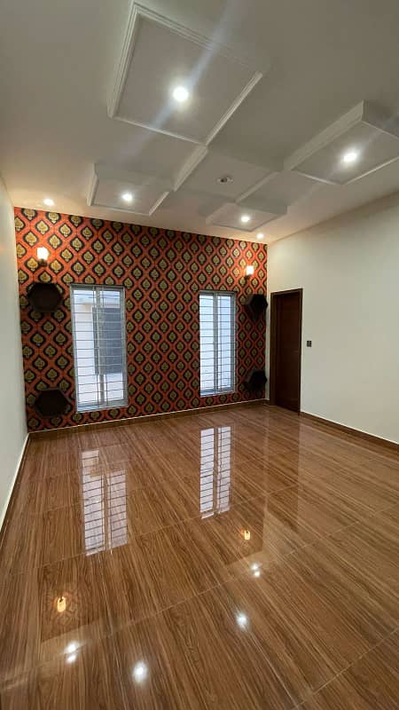 NEAR INDUS TRUST HOSPITAL 10 MARLA LUXURY PALACE AVAILABLE FOR SALE IN JUBILEE TOWN - BLOCK A 43