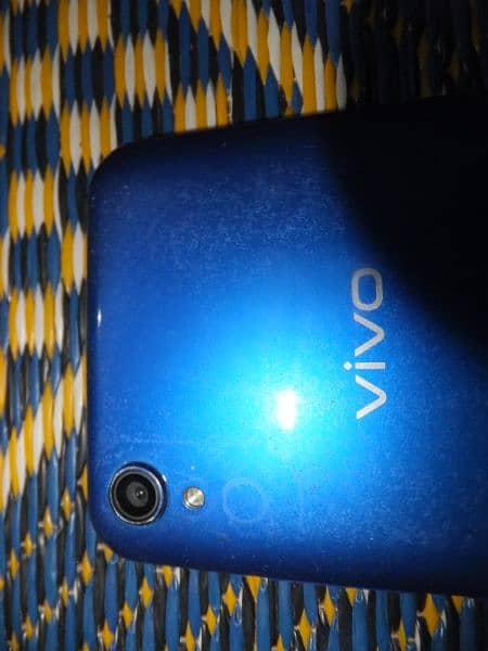 Vivo y91C 2 32 exchange with iphone 5