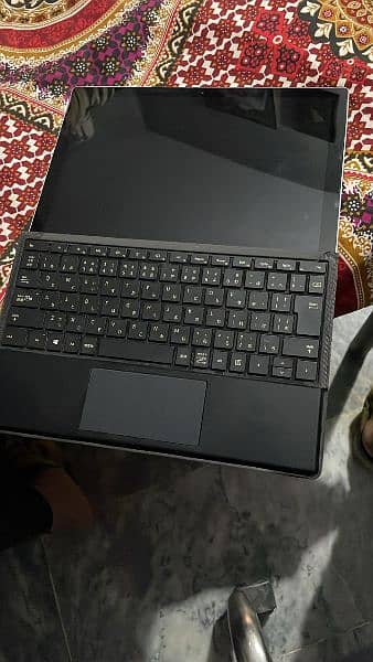 Surface Pro 5 Urgent Sell 1