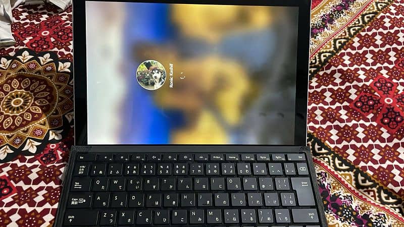 Surface Pro 5 Urgent Sell 3