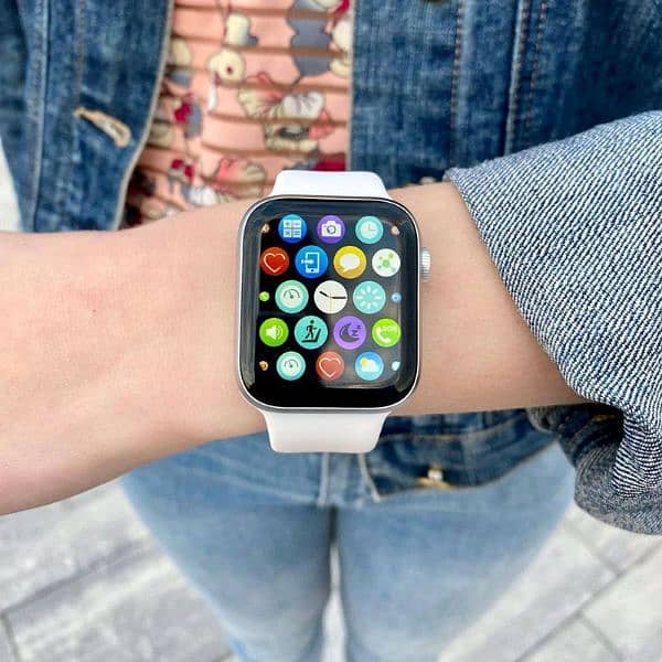 Apple khe new watch you contakhe me whatsapp 3