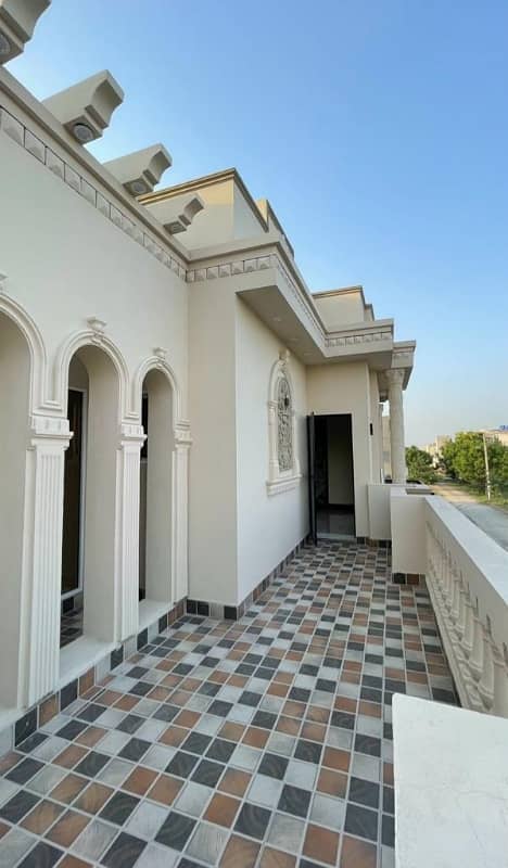 10 Marla brand new luxery stylish Spanish style house double storey first entry available for sale in valancia town lahore 10