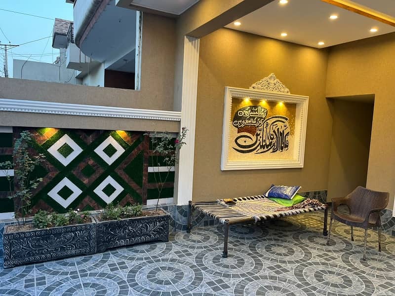 10 Marla Brand New Luxery Leatest Accomodation Spanish Style Luxery House First Entry Owner Built Available For Sale In PIA Housing Society Near Johertown Lahore 25