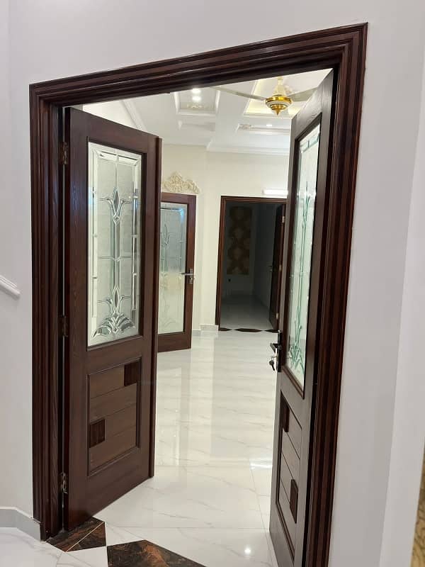10 Marla Brand New Luxery Leatest Accomodation Spanish Style Luxery House First Entry Owner Built Available For Sale In PIA Housing Society Near Johertown Lahore 32