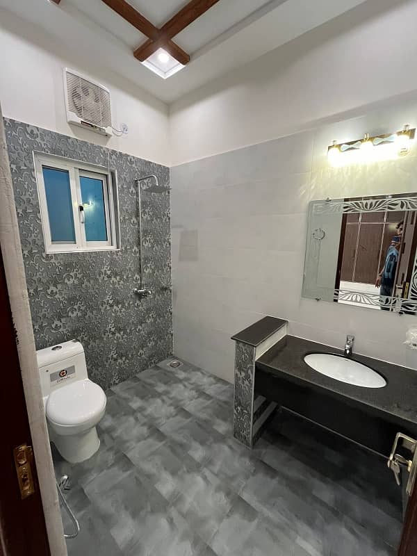 10 Marla Brand New Luxery Leatest Accomodation Spanish Style Luxery House First Entry Owner Built Available For Sale In PIA Housing Society Near Johertown Lahore 36
