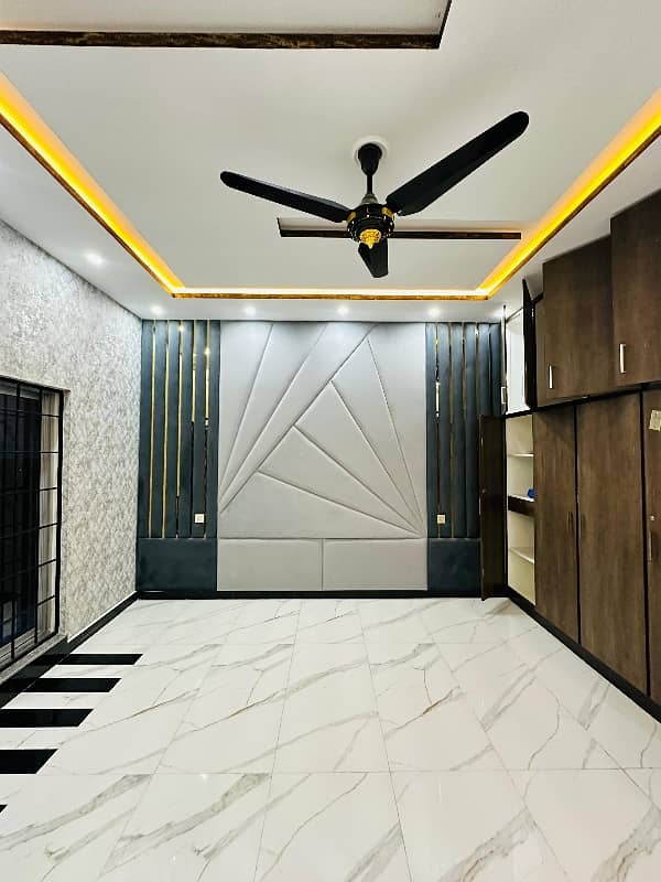 1 Kanal Well Ultra Modern Stylish Luxury House Double Storey Double Unit Available For Sale In Wapda Town Phase 1 Lahore By Fast Property Services Real Estate And Builders Lahore 3