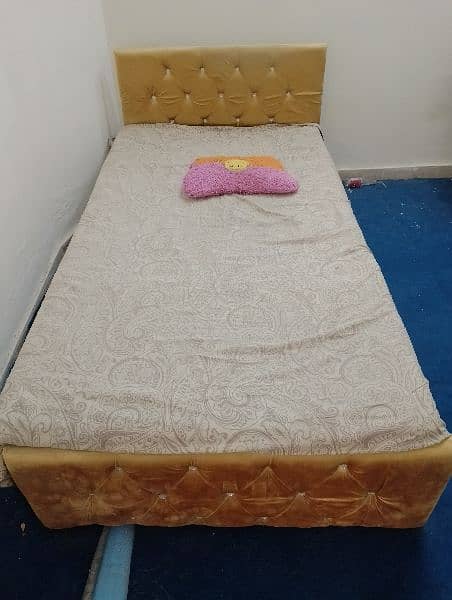 fresh condition bed and metres 1