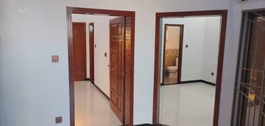 8 MARLA UPPER PORTION AVAILABLE FOR RENT