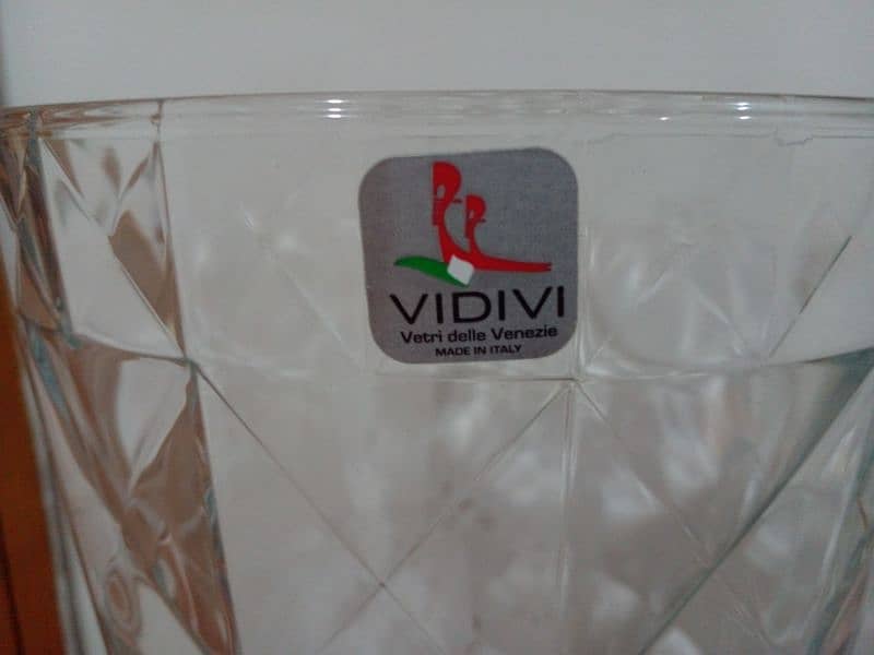 Crystal Vase. 1