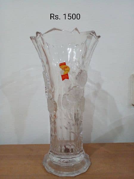 Crystal Vase. 0