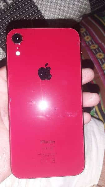 I phone Xr red color non pta 0