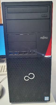 Fujitsu P756 workstation PC Intel Xeon