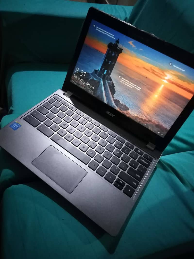 Acer Laptop C740 | Windows 10 | 4 GB Ram | 128 GB SSD | 12 Inches HD D 0