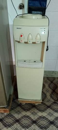 Orient water dispenser good condition