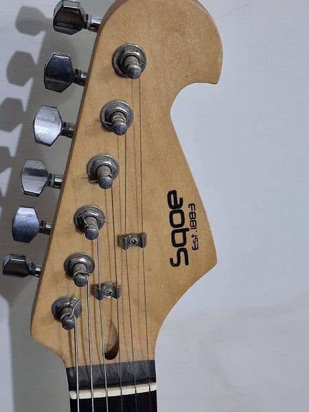 Stratocaster Electric Guitar Yamaha Amp Combo Urgent Sale 1