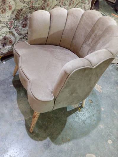 F. F furniture shop