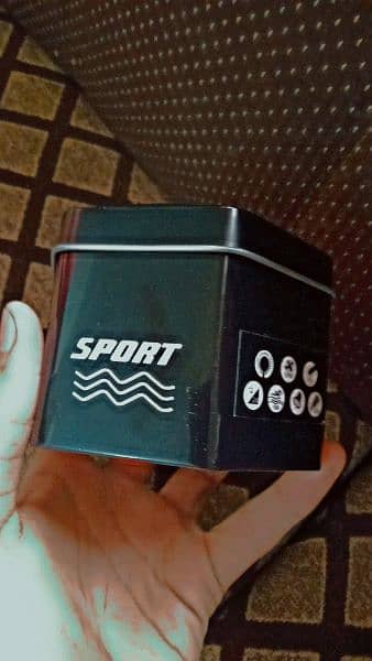 Real sports watch waterproof condition 10 by 10 4