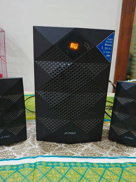 F&D 2.1 Speaker model A180x 0