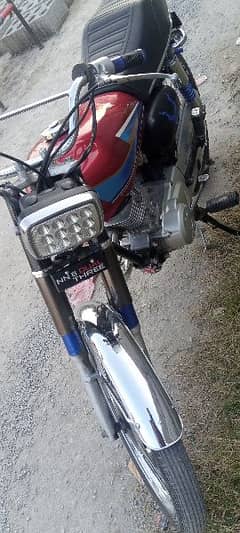 Honda 125 2008 model lush condition total genuine with double samaan