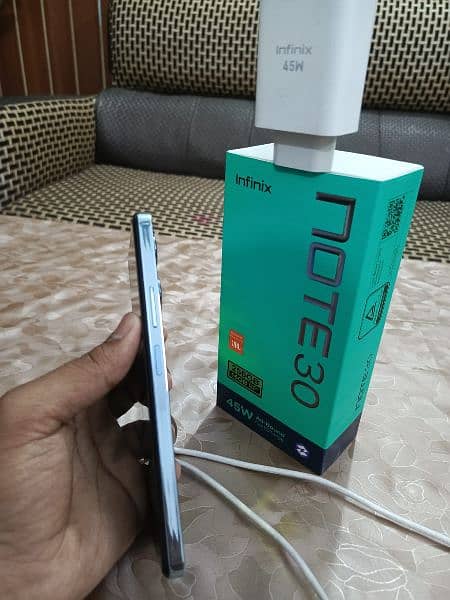 Infinix Note 30 for sale. . 3