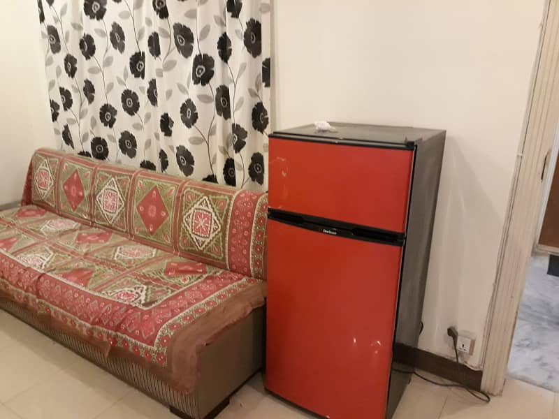 E-11/2 full furnished 2 bedroom apartment 5