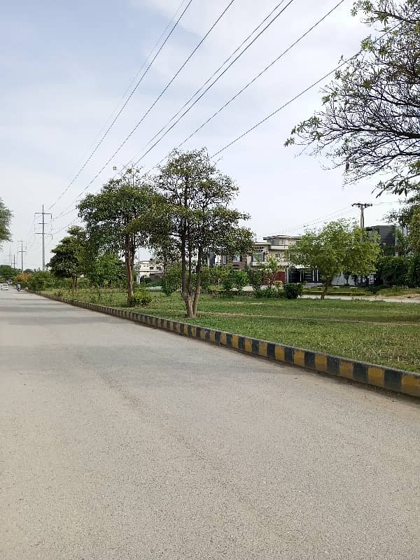 7 Marla Residential Plot. Available For Sale G 15 ISLAMABAD. 4