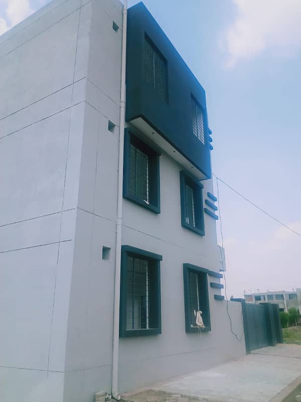 16000 sq. ft. Double story Factory Neat and clean available for rent on Ferozepur road Lahore 6