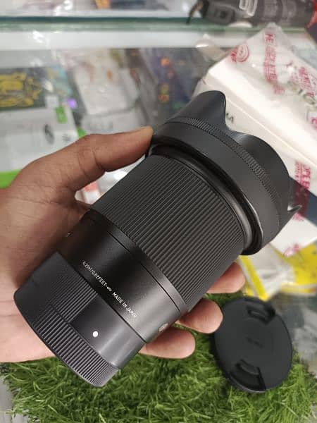 sigma 16mm 1.4 lens 1