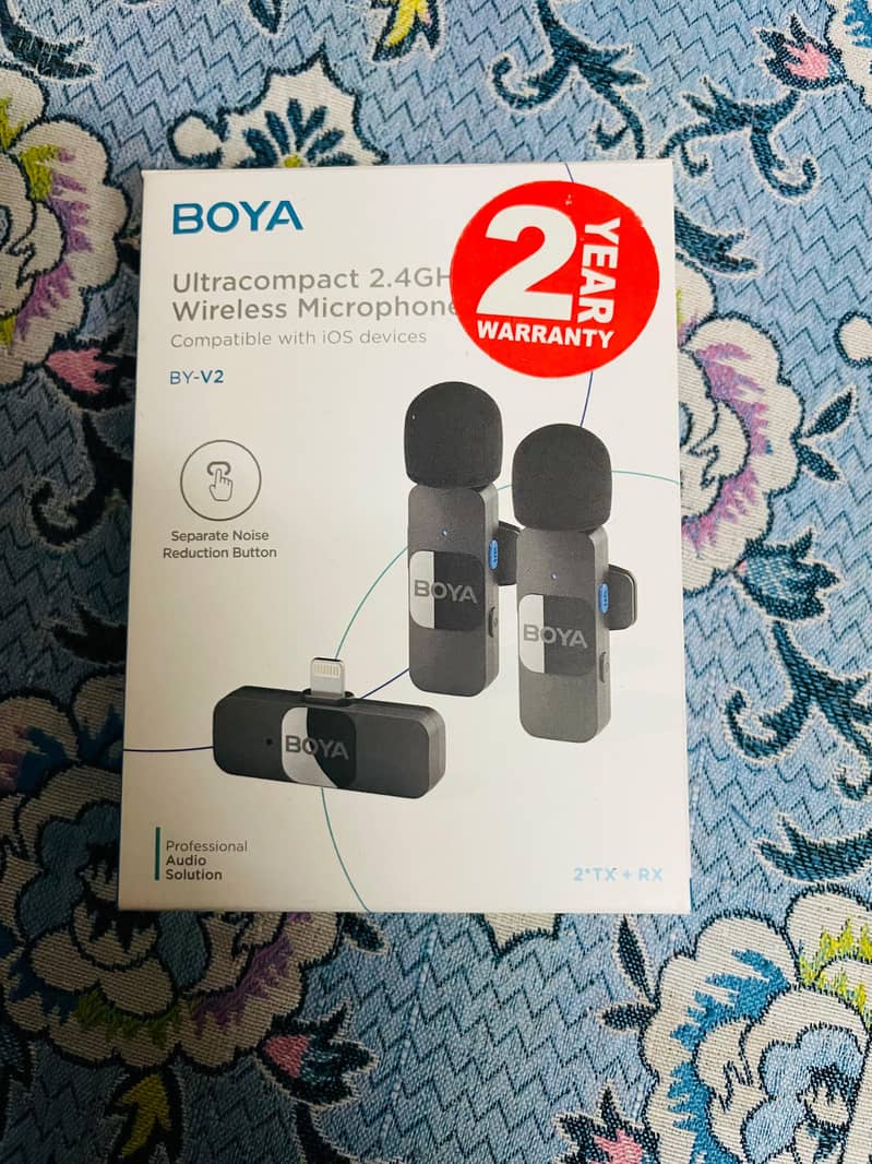 Boya BY V2 microphone for sale only 1week use 0