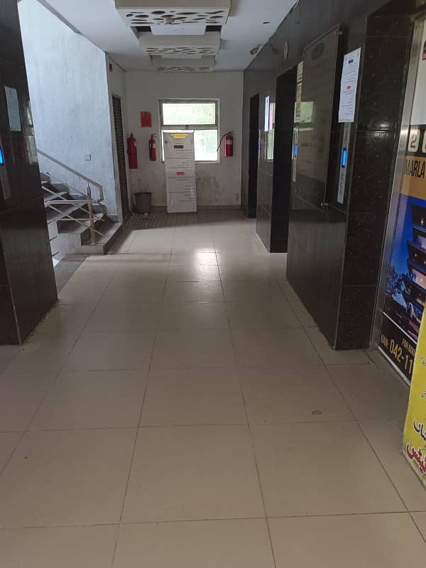700 Square Feet Office Available For Rent At Main Boulevard Gulberg 6