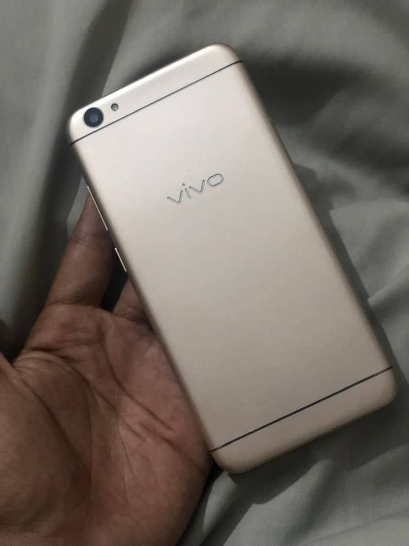 vivo y 67 4 64 all ok 10 bby 100 condition not a single fault 0