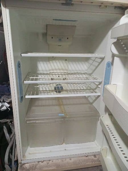 LG Non frost Full jumbo size refrigerator 1