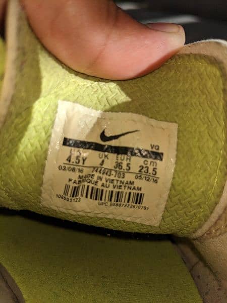 100% Original Nike Hypervenom kids football shoes 1