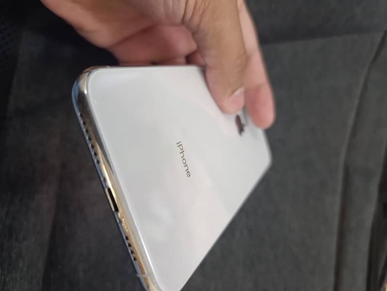 Iphone xs max physical dual sim working non pta not jv 1
